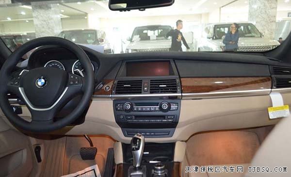 2016款宝马X6中东版 全新进口跨越现车优惠呈现