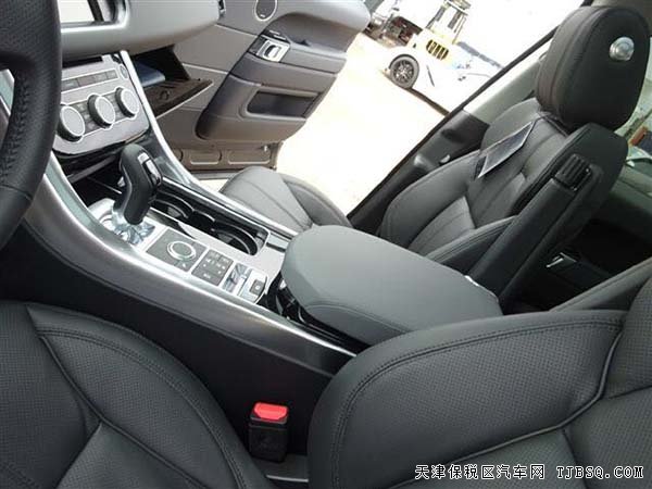 2016款路虎揽胜运动柴油版 3.0T天津港现车优惠巨献