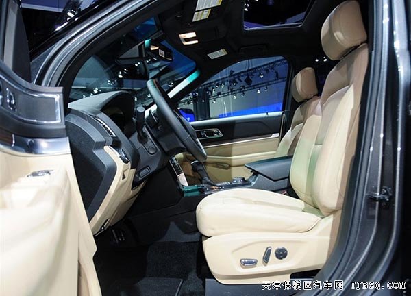 2016款福特探险者美规版 2.3T七座现车优惠热卖