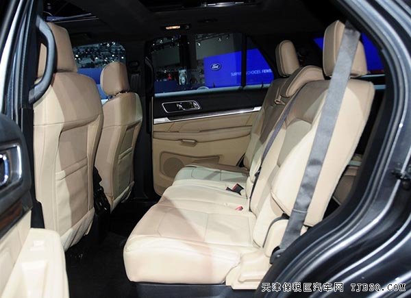 2016款福特探险者美规版 2.3T七座现车优惠热卖