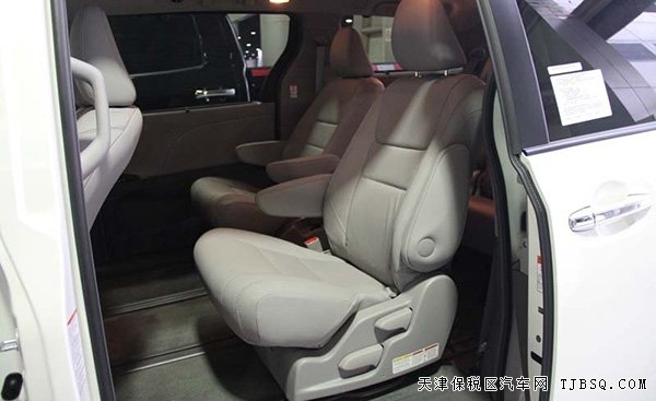 2015款丰田塞纳商务车报价 美式商务车优惠购