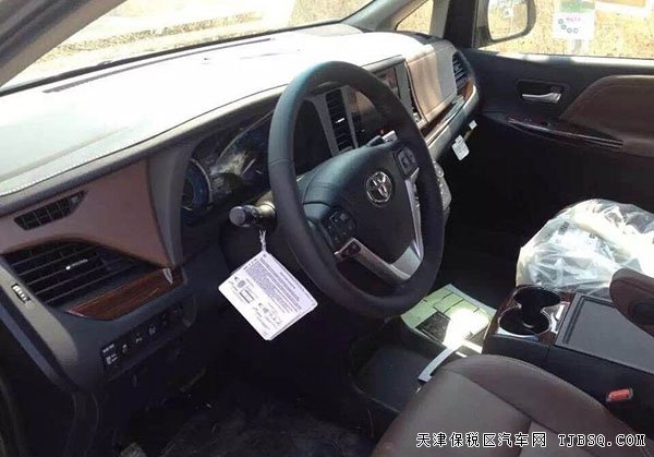 2015款丰田塞纳3.5L商务车 平行进口现车巨献