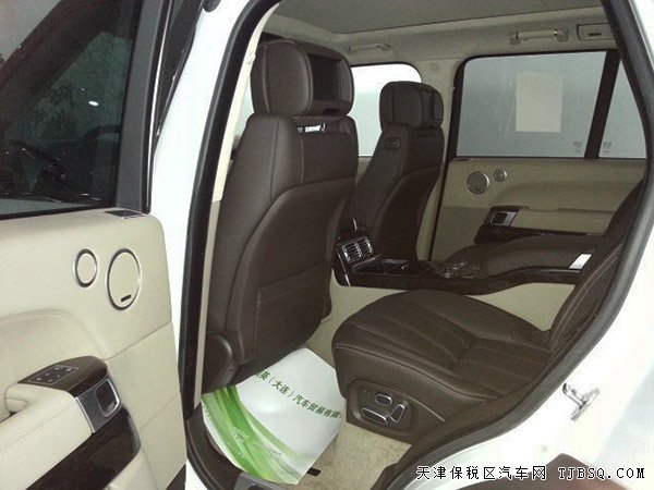 路虎揽胜3.0T柴油创世版 现车清仓特惠133万可分期购车