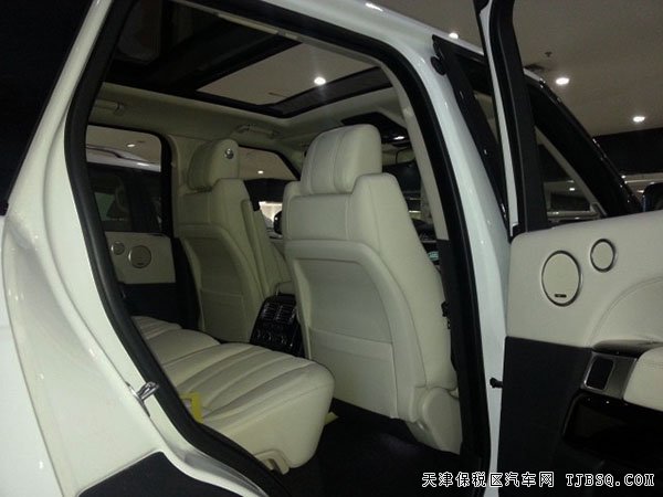 16款路虎揽胜3.0T行政版 19轮/全景/二代地形现车109万