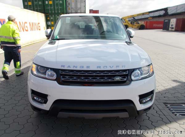 2016款路虎揽胜运动柴油版 3.0T揽运现车让利专享