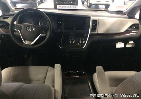 2016款丰田塞纳3.5L商务车 平行进口现车热卖