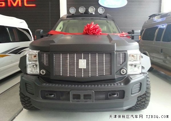 2016款乔治巴顿6.8L超级越野车 平行进口车劲惠