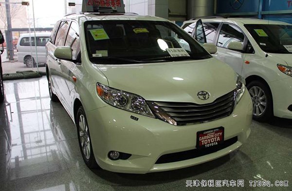 2016款丰田塞纳3.5L商务车 平行进口车让利购
