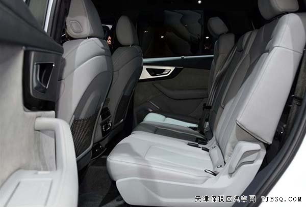 2016款奥迪Q7欧规版3.0T 平行进口现车优惠购