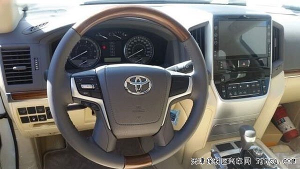 进口丰田兰德酷路泽4000 中东越野现车优惠呈现