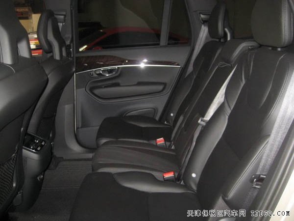 2016款沃尔沃XC90美规版2.0T 天津港现车优惠促