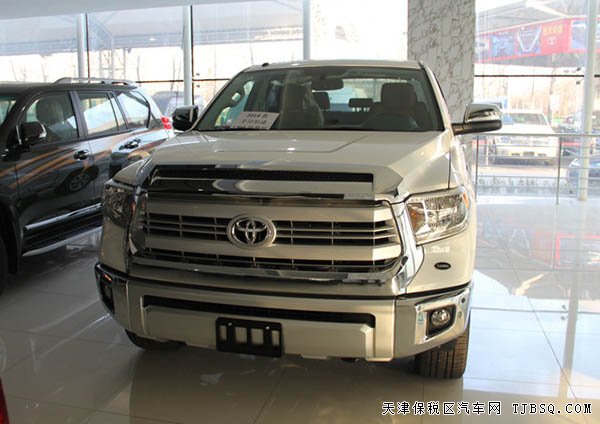 2016款丰田坦途5.7L皮卡 平行进口现车优惠呈现