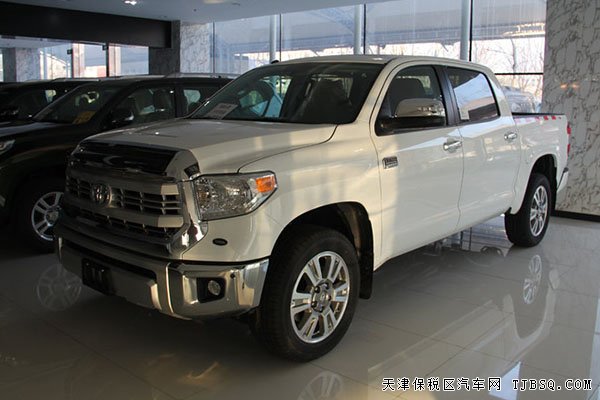 2016款丰田坦途5.7L皮卡 平行进口现车优惠呈现