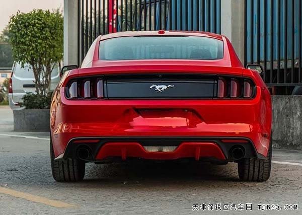 2016款福特野马2.3T肌肉跑车 平行进口车特惠