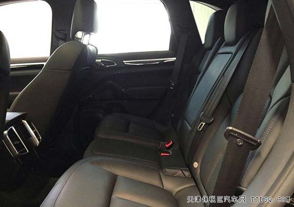 保时捷卡宴汽油版3.6L 16款天津港现车优惠促