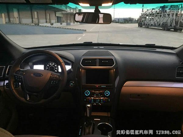 16款福特探险者2.3T平行进口车 自贸区现车特惠