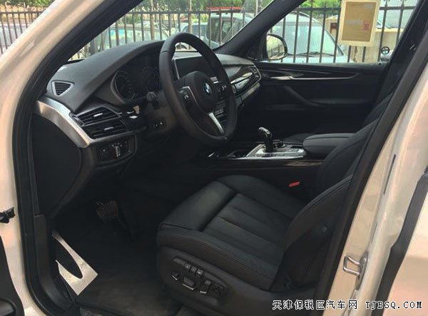 2016款宝马X5M包加规版 M包/豪华包/驾辅包现车85万起