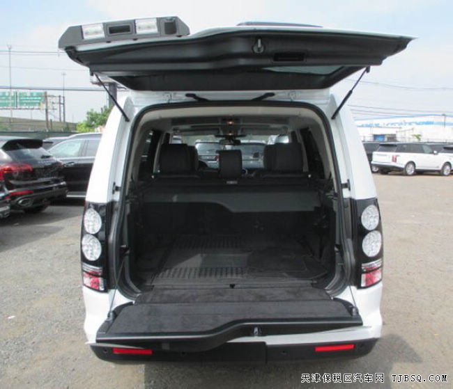 2016款路虎发现四3.0T全尺寸越野 现车惠尽享