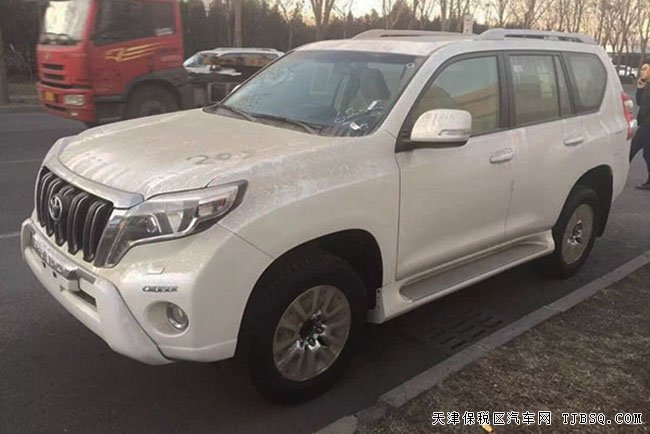 2016款进口丰田霸道2700 天津港现车让利呈现