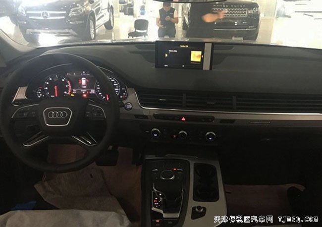 2016款奥迪Q7欧规版3.0T 天津港现车让利酬宾