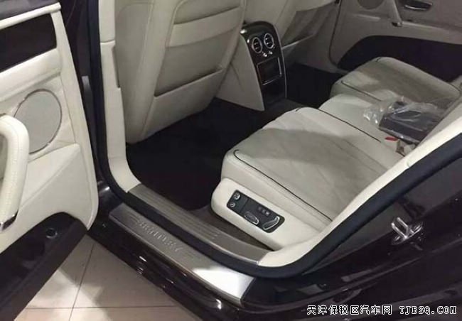2016款宾利飞驰4.0T欧规版 平行进口车绚丽来袭