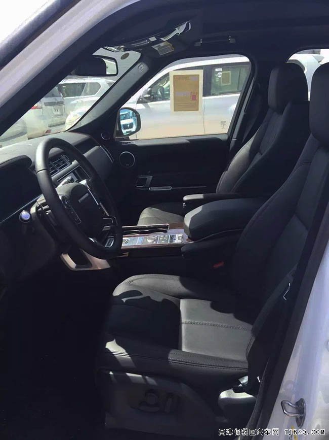 2016款路虎揽胜行政版 3.0T豪华越野现车惠尽享