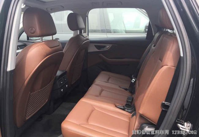 2016款奥迪Q7欧规版全尺寸SUV 平行进口车优惠酬宾