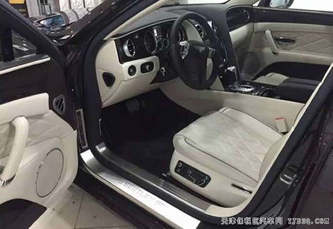 2016款宾利飞驰4.0T豪华轿车 平行进口优惠尽享