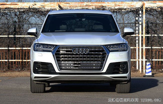 2016款奥迪Q7欧规版3.0T 平行进口现车优惠尽享