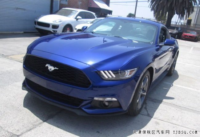 2016款福特野马2.3T肌肉跑车 现车热卖优惠呈现