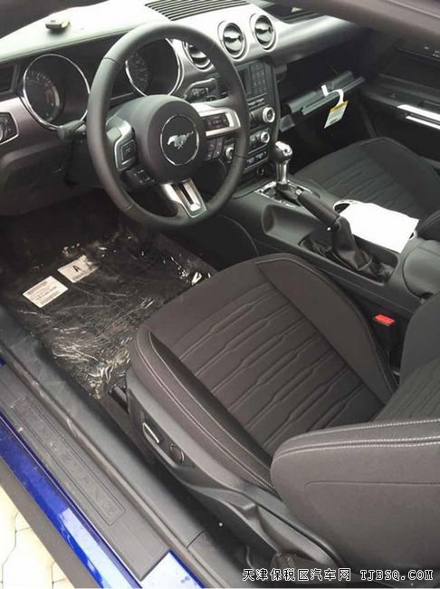 2016款福特野马2.3T肌肉跑车 现车热卖优惠呈现