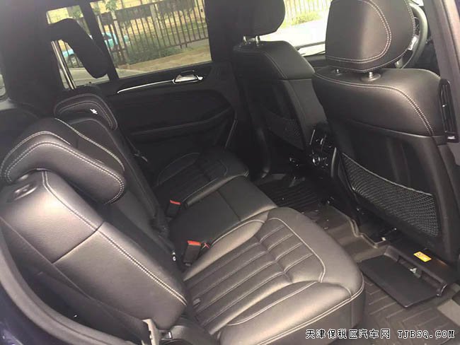 2016款奔驰GL350加规版 运动包/豪华包/雷测现车100万