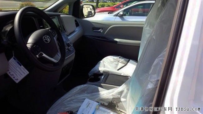 16款丰田塞纳3.5L商务车 平行进口车现车劲惠