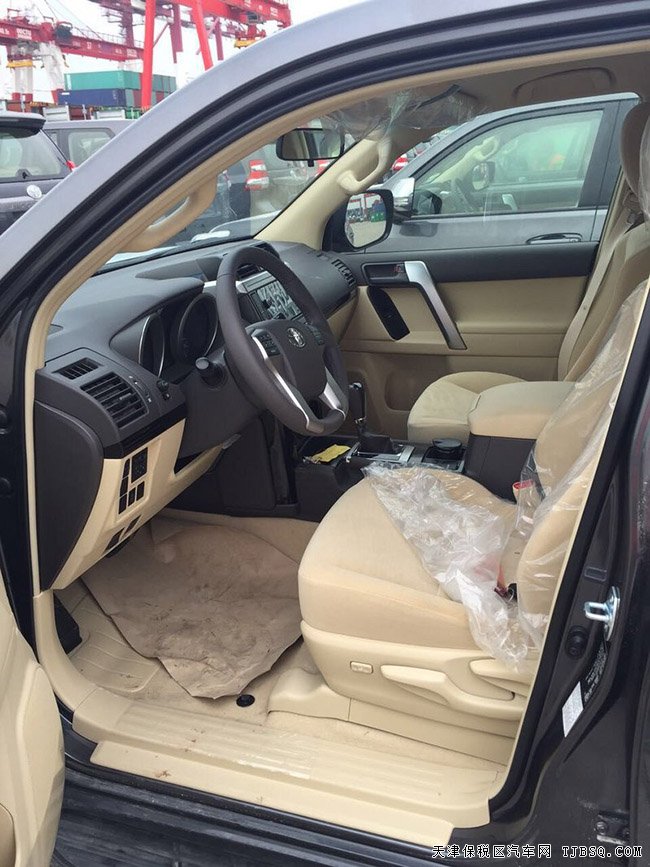 2015款丰田霸道3000 平行进口现车热卖优惠促销