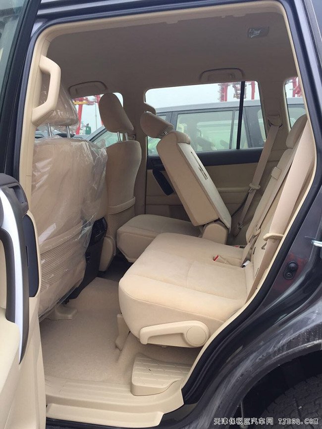 2015款丰田霸道3000 平行进口现车热卖优惠促销