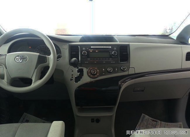 2016款丰田塞纳3.5L商务车 天津港自贸区现车报价