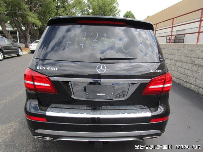 2017款奔驰GLS450美规版 P01/外观包/20轮现车103万起