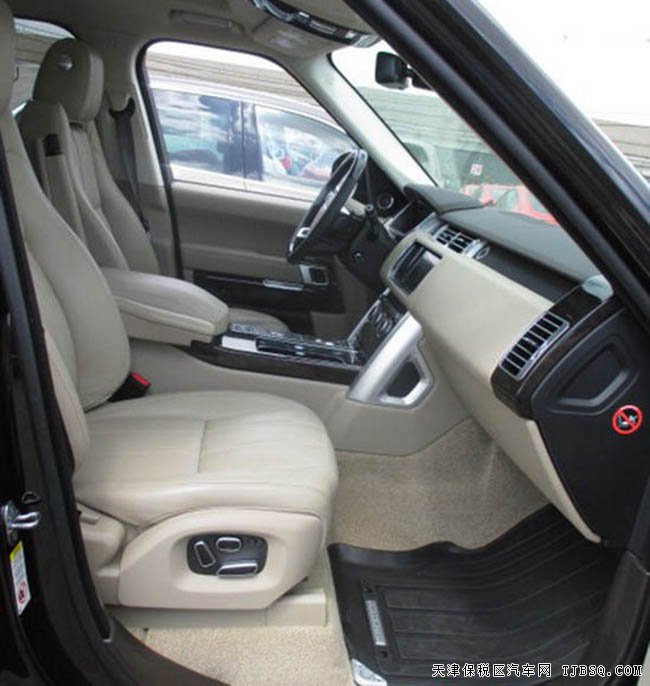 2016款路虎揽胜行政版3.0T 天津港现车优惠走俏