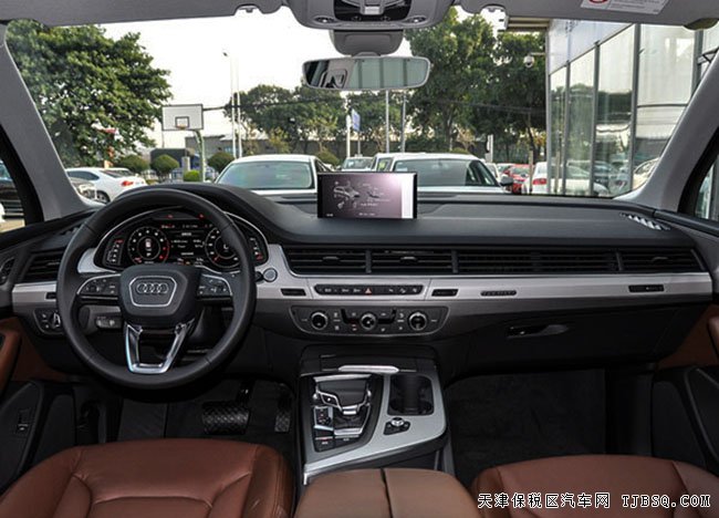 2016款奥迪Q7欧规版全尺寸SUV 平行进口车现车震撼让利
