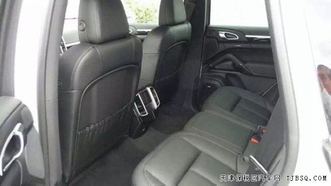 2016款保时捷卡宴汽油版3.6L 现车热卖优惠购