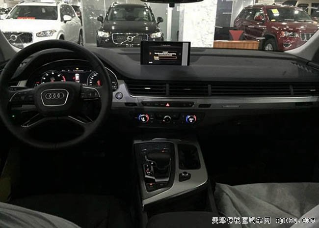 2017款奥迪Q7全尺寸越野 平行进口现车优惠购