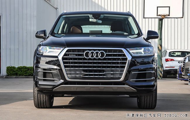 2016款奥迪Q7欧规版优惠来袭 平行进口车现车震撼让利