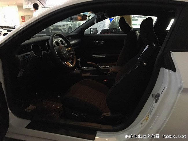 2016款福特野马2.3T肌肉跑车 平行进口车劲惠