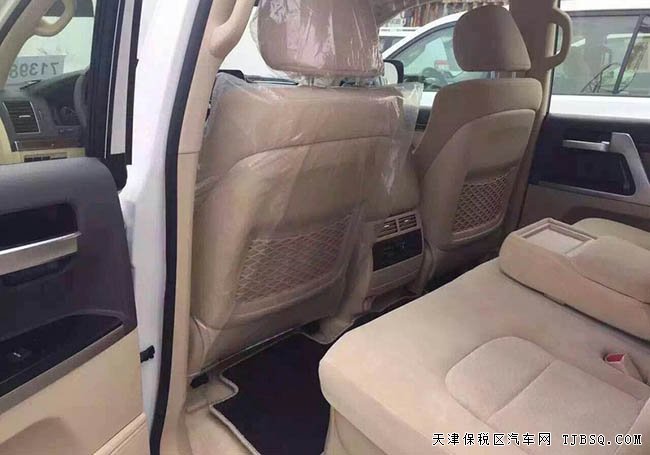 2016款丰田兰德酷路泽5700 陆地巡洋舰现车劲惠