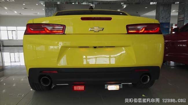 2016款雪佛兰科迈罗大黄蜂 2.0T超跑现车优惠季