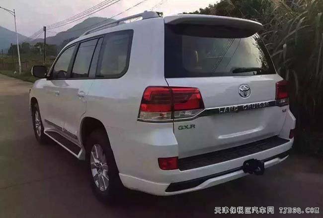 15/16款丰田酷路泽4600中东版 双差/八座现车81.8万起