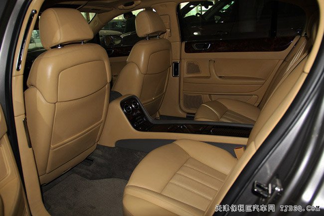 2016款宾利飞驰4.0T欧规版 豪华座椅盛惠来袭