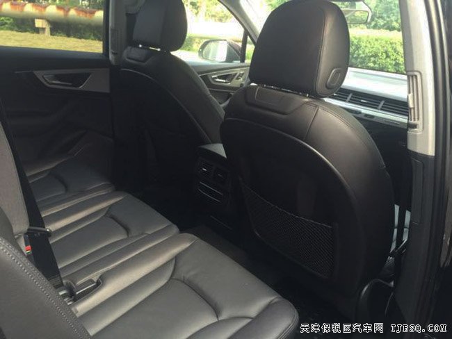 2017款奥迪Q7加规版七座 平行进口车现车热卖69万惠购