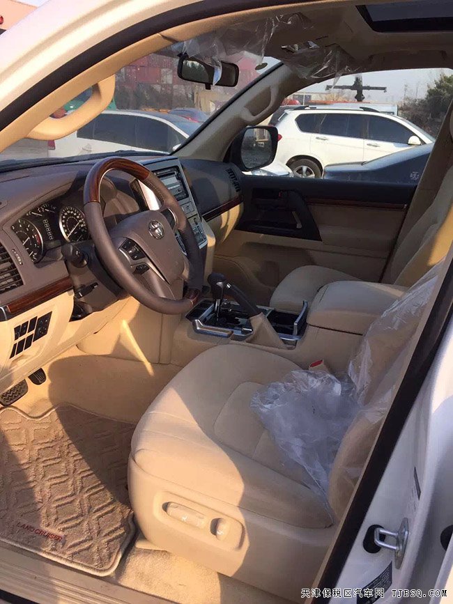 16款丰田酷路泽4000中东版 天窗/8座/桃木内饰现车65万