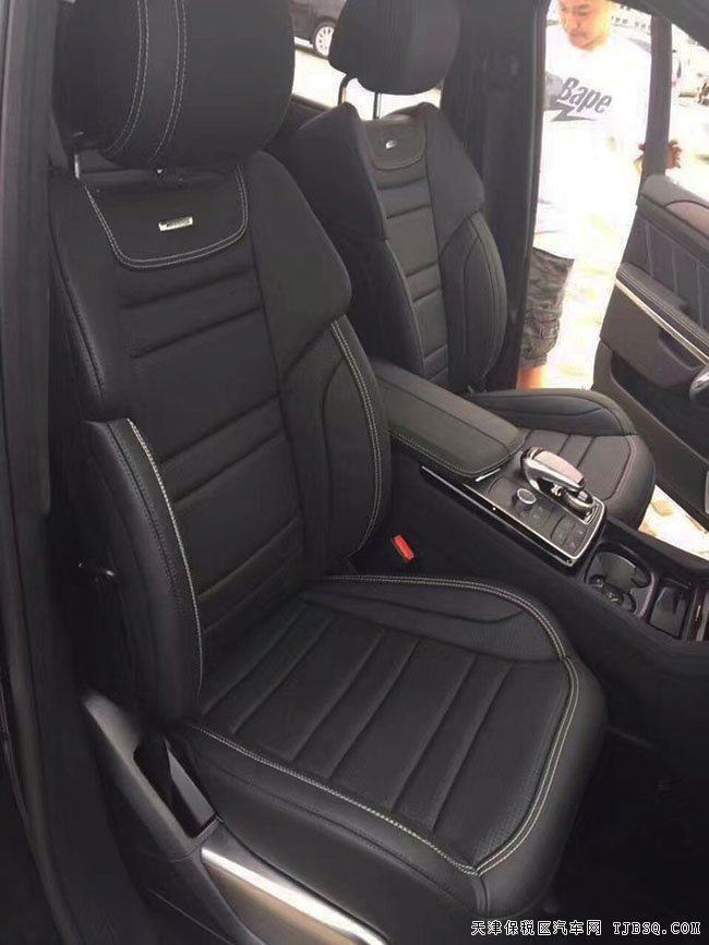 2017款奔驰GLS63AMG加规版 5.5T V8现车震撼让利